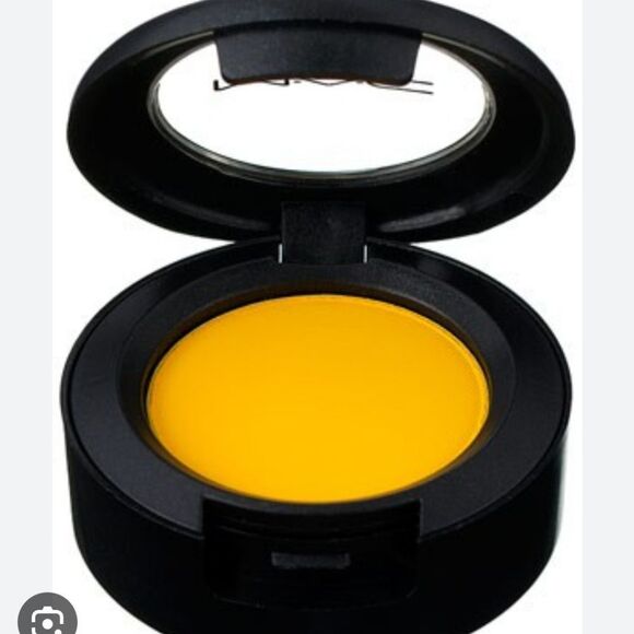 Mac Cosmetics Matte Eyeshadow - Picture 3 of 7